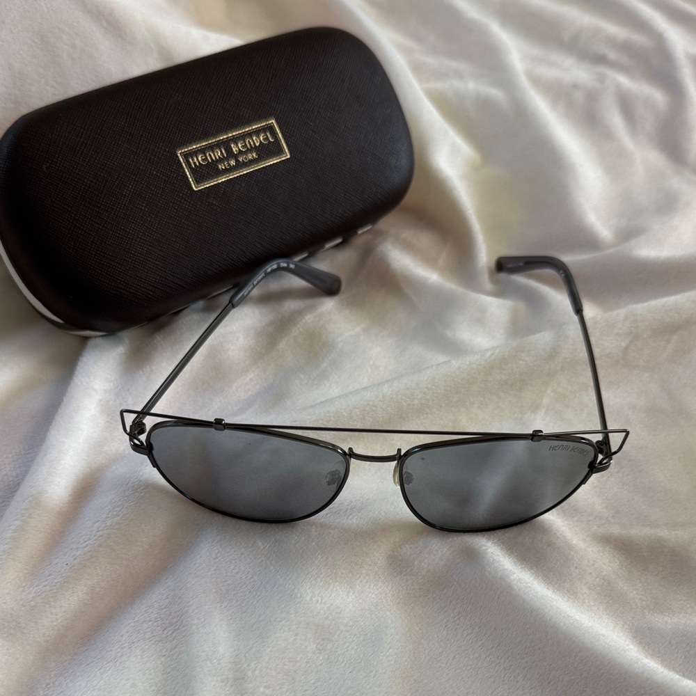 Henri Bendel Black Frame Sunglasses with Silver Lenses - Picture 4 of 5